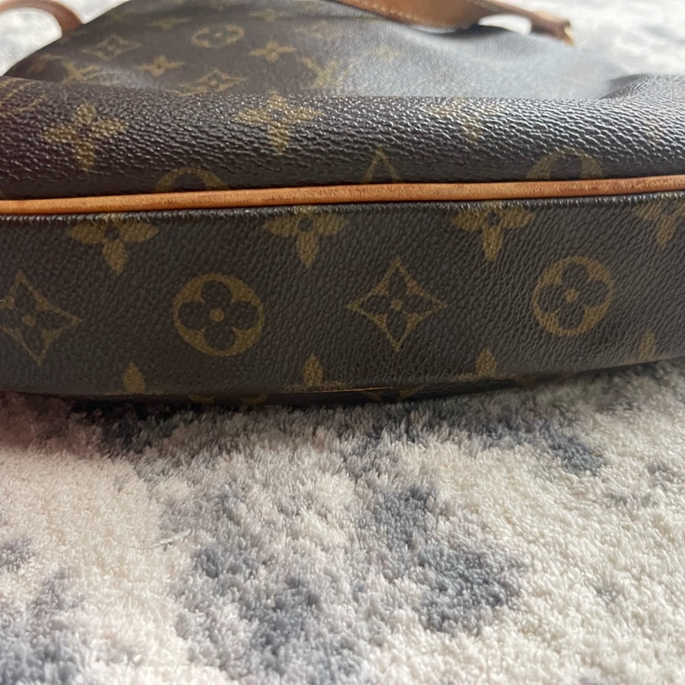 Louis Vuitton Odeon Monogram Large Crossbody Bag - image 7